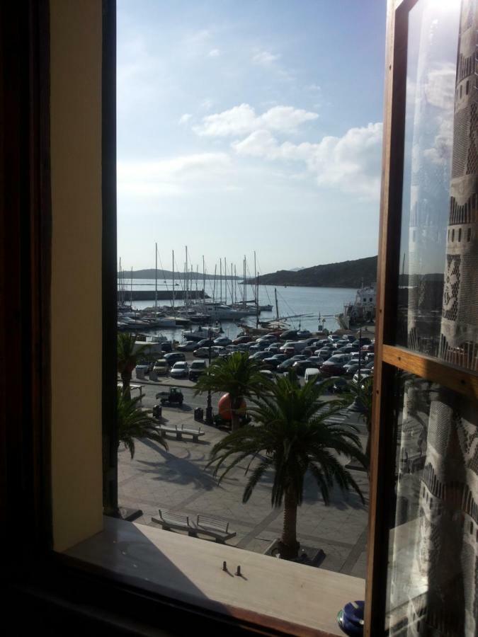 Casa Vacanze Della Maddalena Villa La Maddalena  Exterior foto