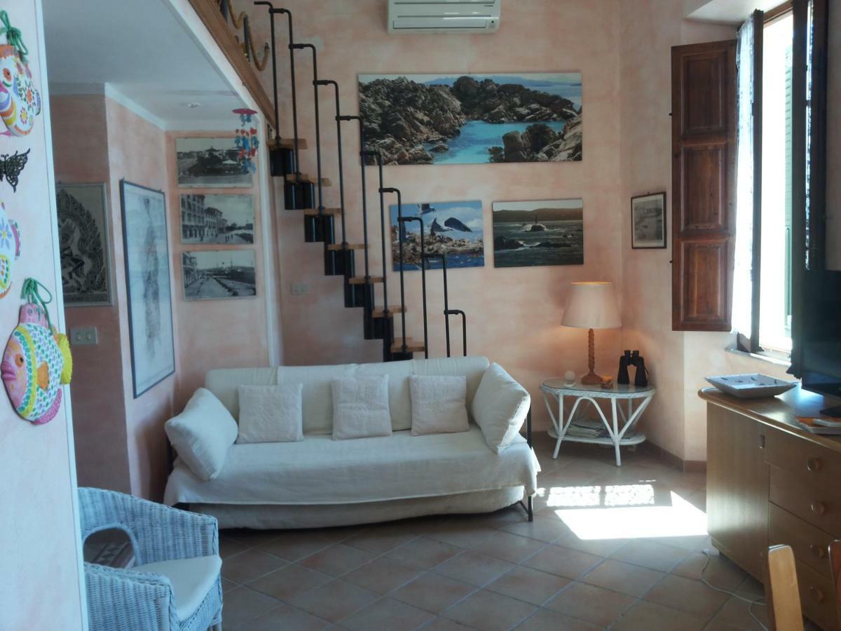 Casa Vacanze Della Maddalena Villa La Maddalena  Exterior foto