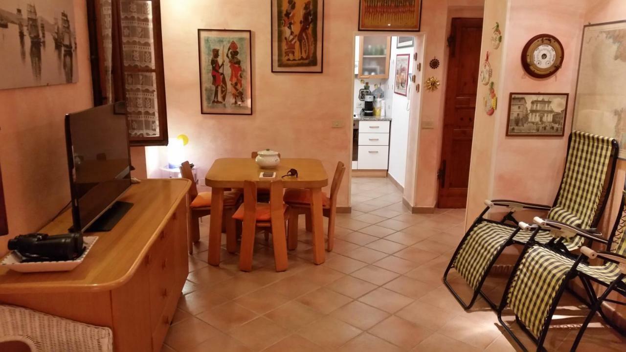 Casa Vacanze Della Maddalena Villa La Maddalena  Exterior foto